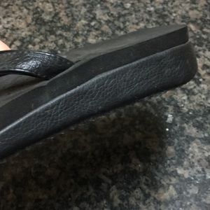Volatile Shoes - Volatile flip flops Volatile Shoes - Volatile flip flops